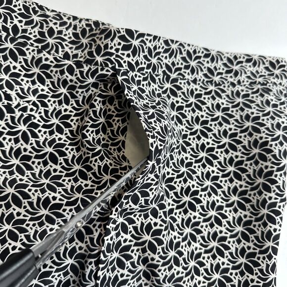 Diane Von Furstenberg Silk Shorts Womens 4 Black/White Floral Zip Front Pockets - Picture 14 of 16